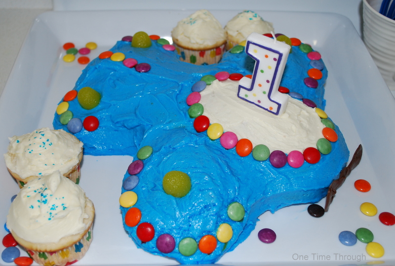 Airplane Cake for 1st Birthday