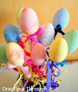 Marbled Egg Bouquet